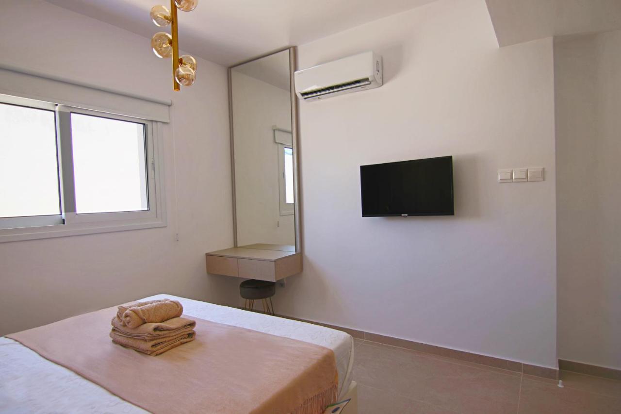 Апартаменти Phaedrus Living: Seaview Luxury Flat Limnaria 151 Пафос Екстер'єр фото